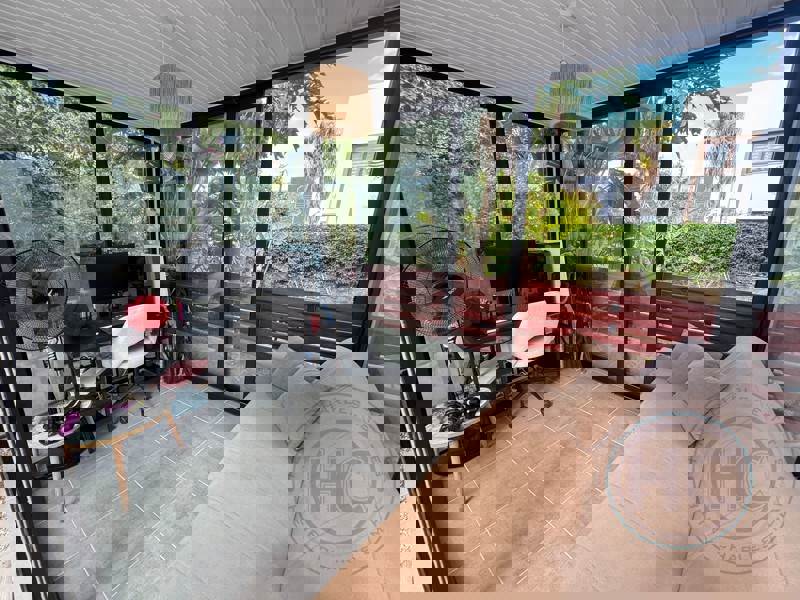 ONE BEDROOM GARDEN APARTMENTS