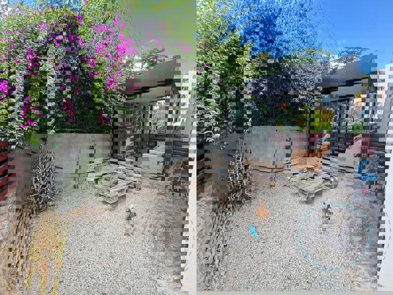 ONE BEDROOM GARDEN APARTMENTS