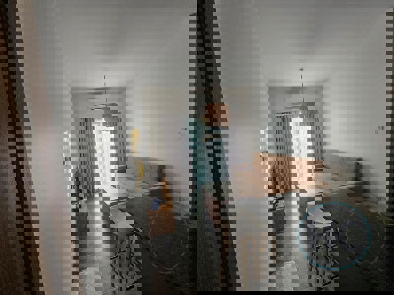 ONE BEDROOM GARDEN APARTMENTS