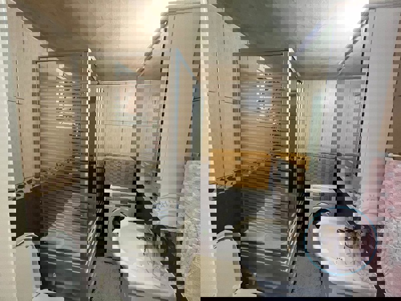 THREE BEDROOM GARDEN APARTMENTS