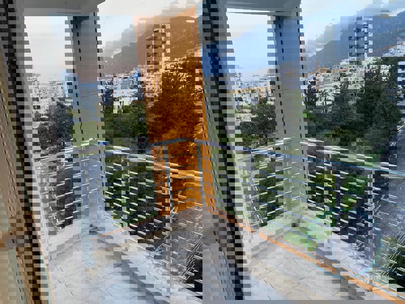 TWO BEDROOM APARTMENT IN CITY CENTER KYRENIA