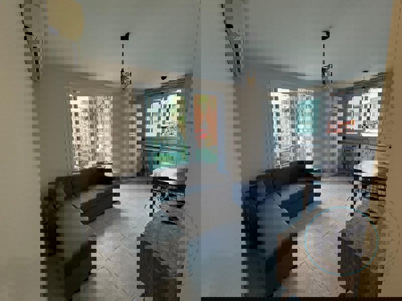 TURKISH TITLE TWO BEDROOM APARTMENT IN CENTRAL KYRENIA