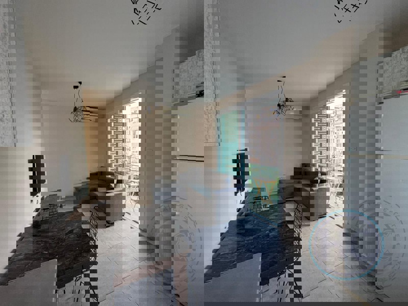 TURKISH TITLE TWO BEDROOM APARTMENT IN CENTRAL KYRENIA