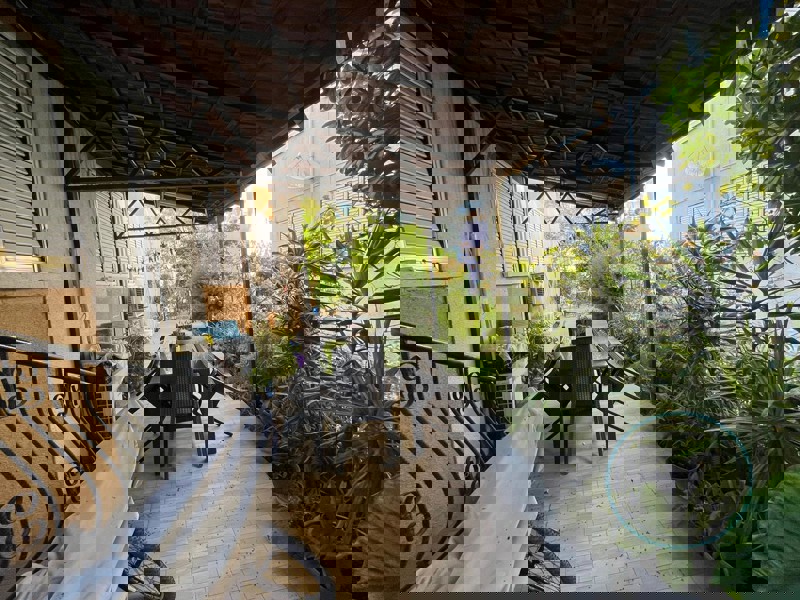 THREE BEDROOM GARDEN APARTMENTS