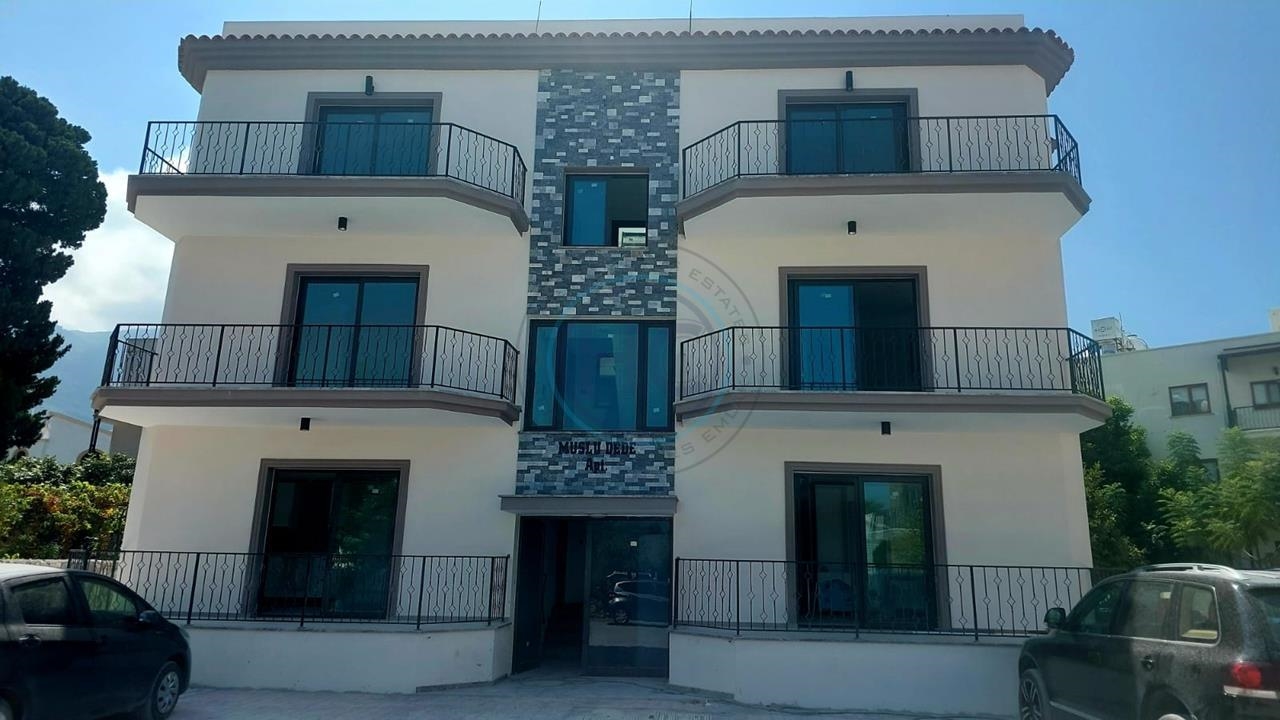 THREE BEDROOM APARTMENTS IN ALSANCAK