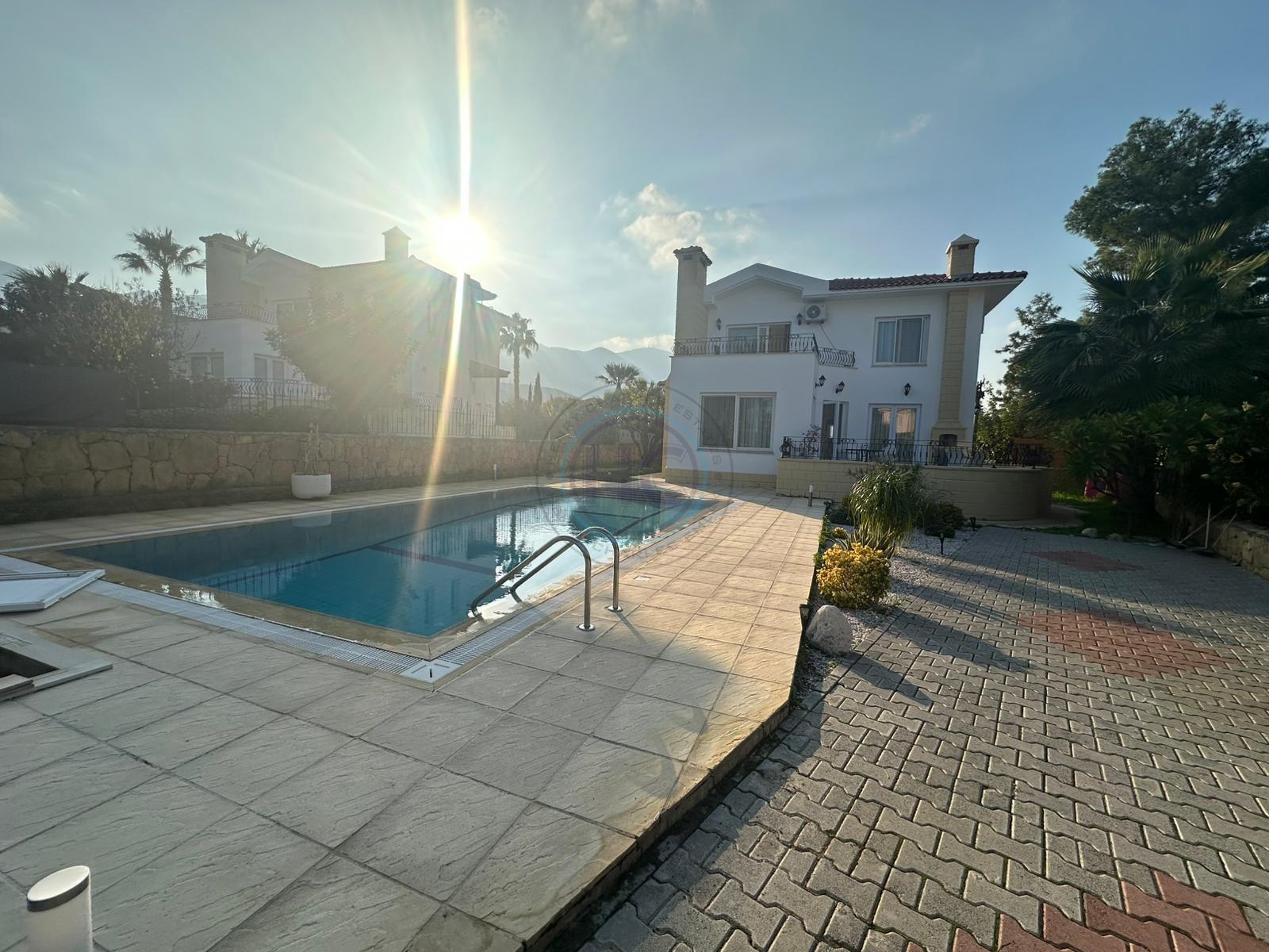 VILLA WITH PRIVATE POOL FOR SALE IN ALSANCAK, KYRENIA