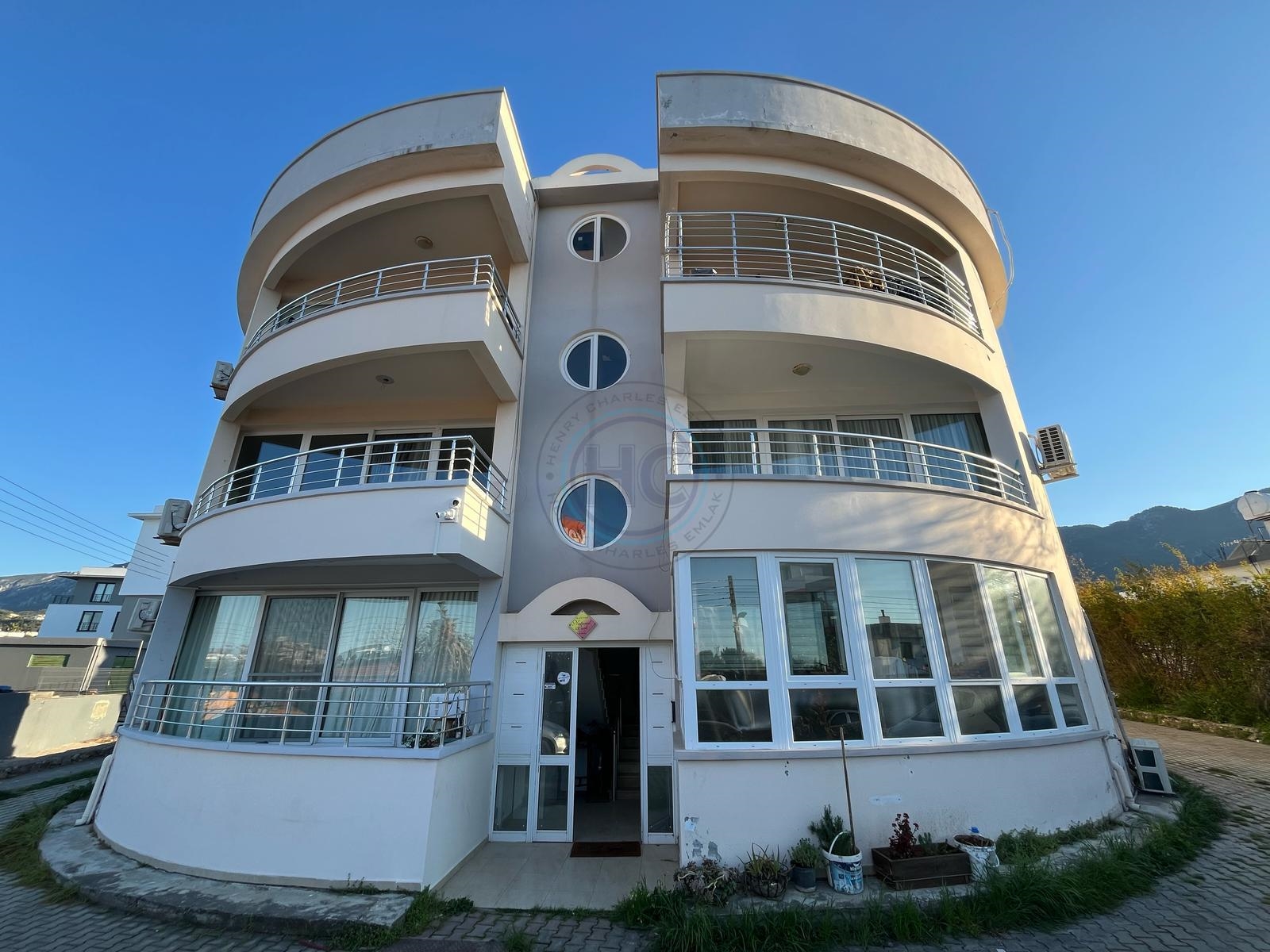 THREE BEDROOM APARTMENTS