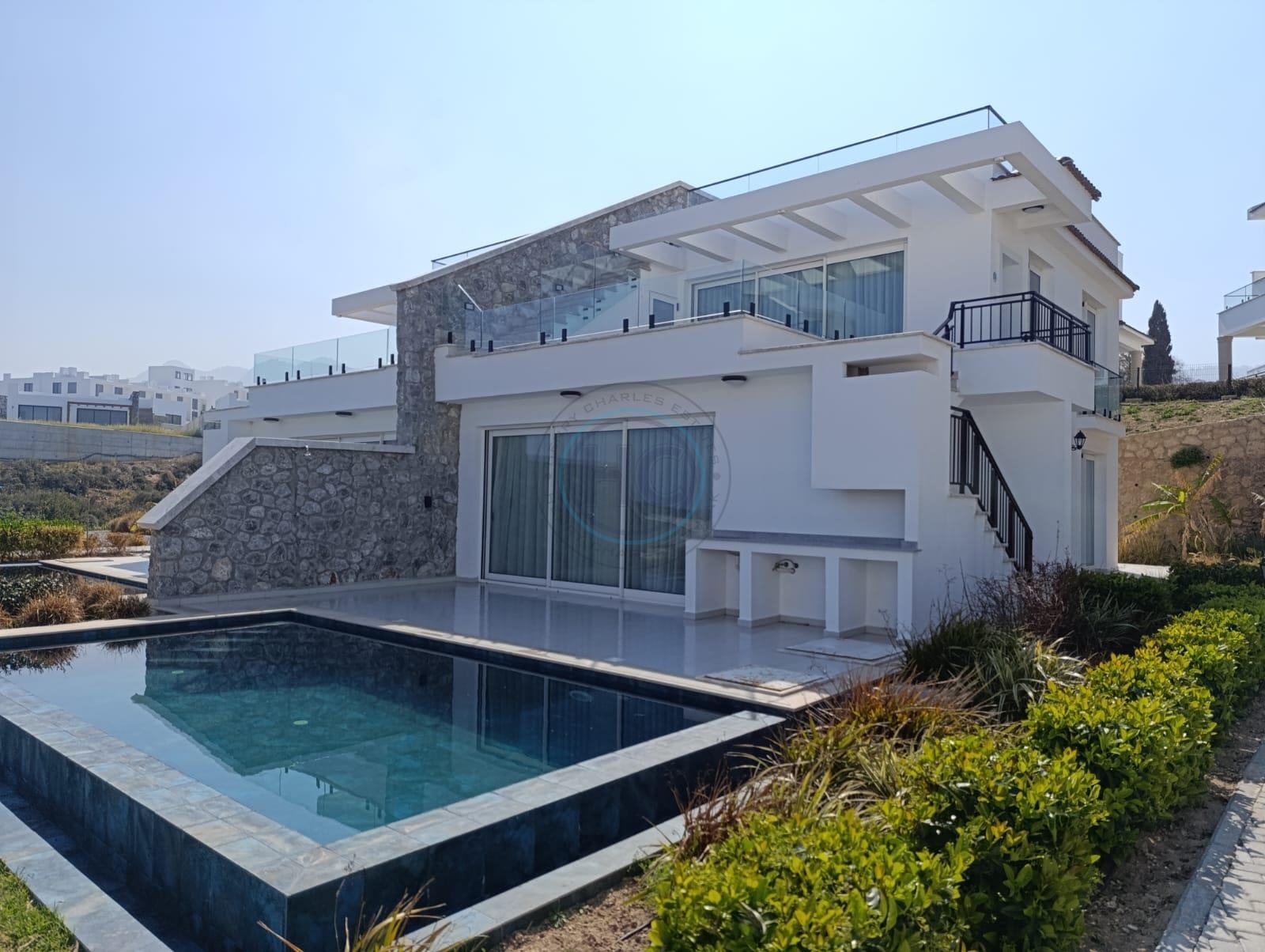 LUXURY FURNISHED MEDITERRANEAN THREE BEDROOM SEAFRONT APARTMENT ( 3 YEAR PAYMENT PLAN AVAILABLE)