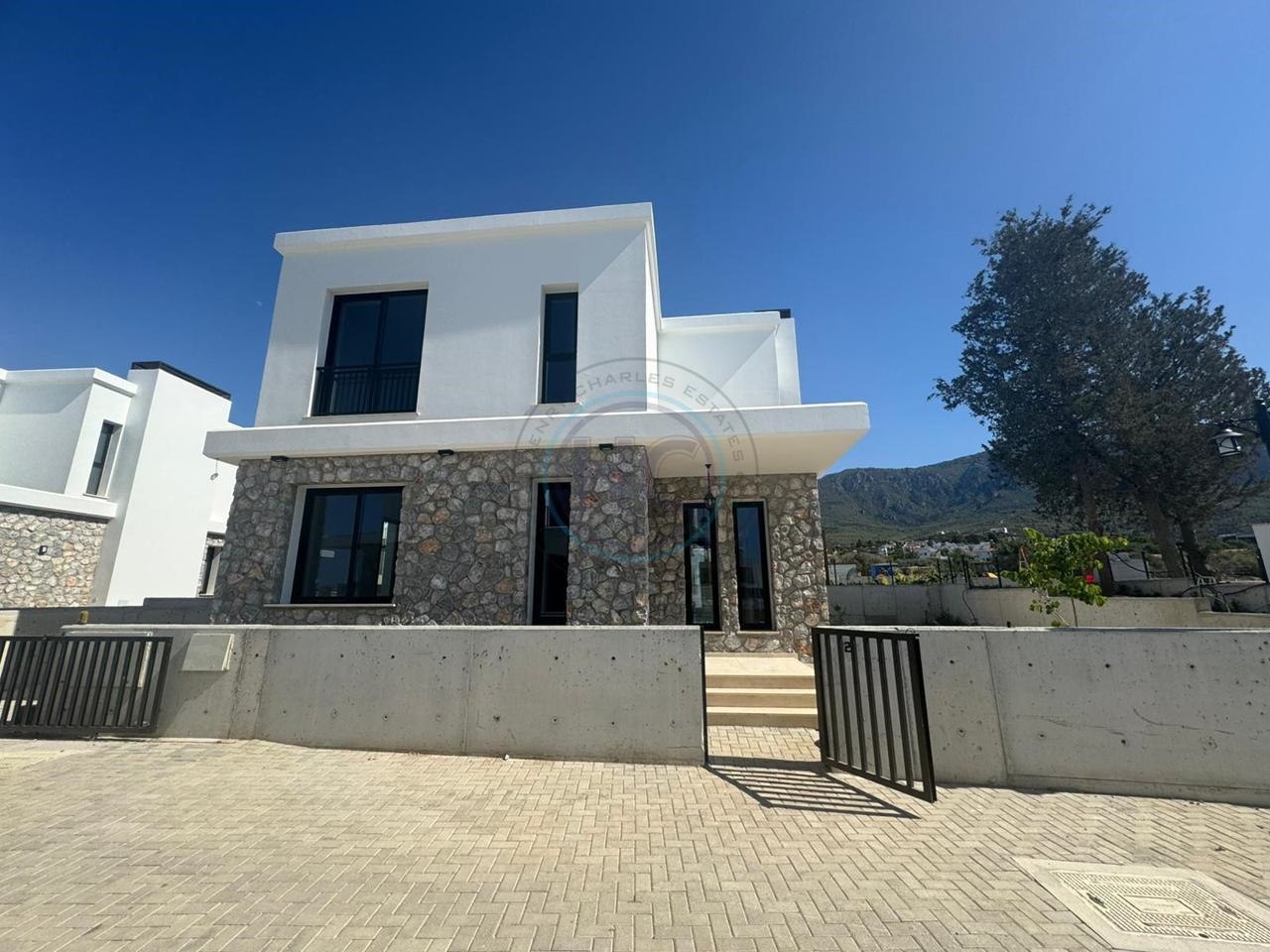 THREE BEDROOM VILLA IN EDREMIT
