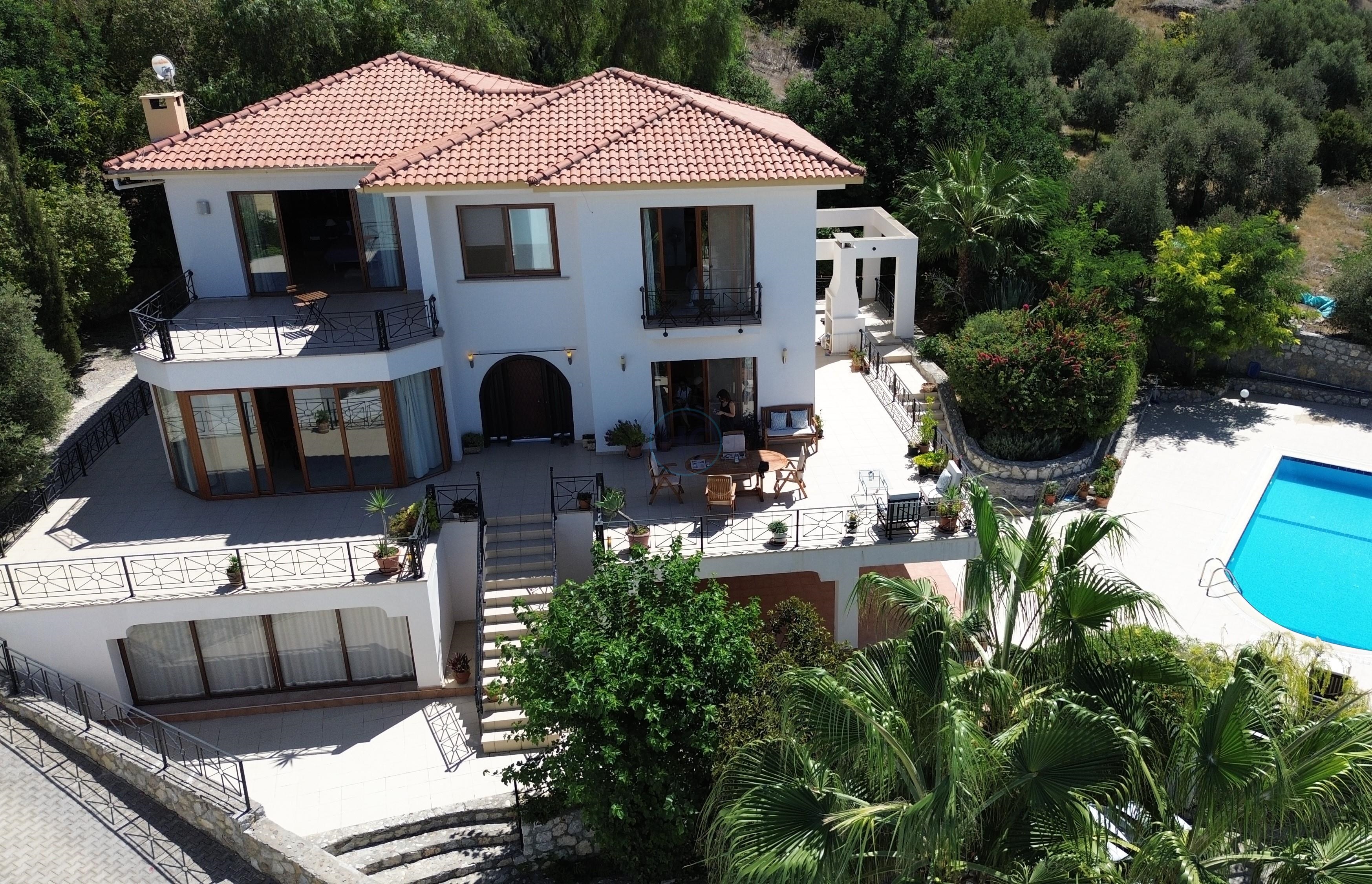 4 BEDROOM FURNISHED VILLA FOR RENT