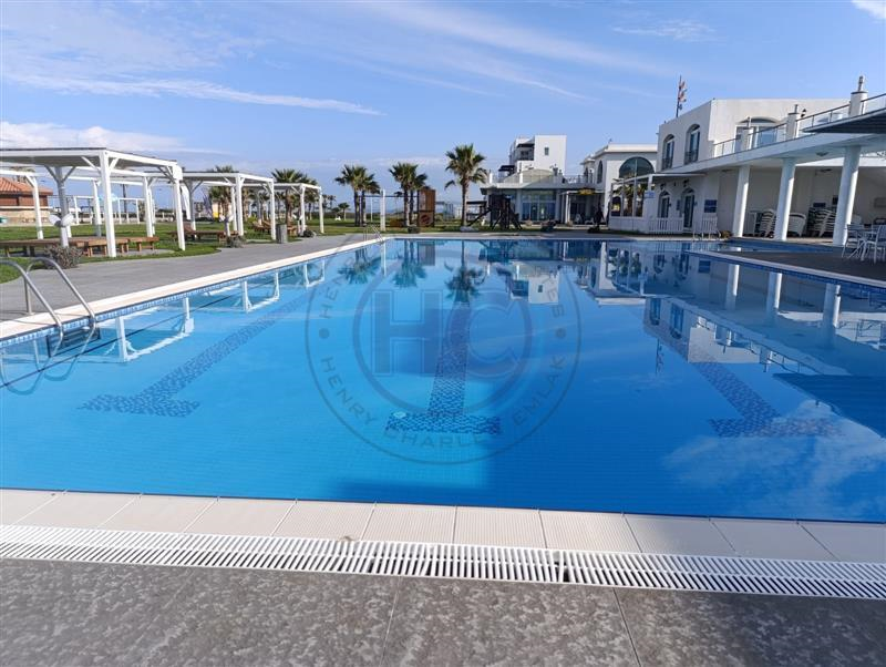 TWO BEDROOM APARTMENT (TURKISH TITLE)