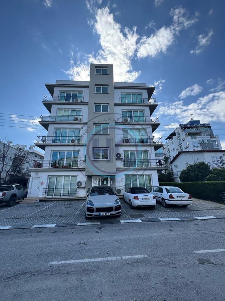 THREE BEDROOM APARTMENT IN CITY CENTER
