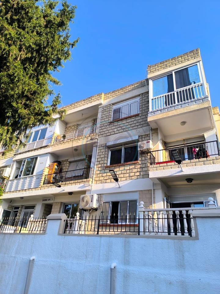 THREE BEDROOM APARTMENT IN CITY CENTER KYRENIA