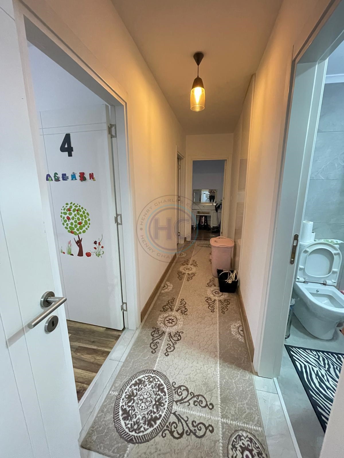 THREE BEDROOM APARTMENT IN CITY CENTER