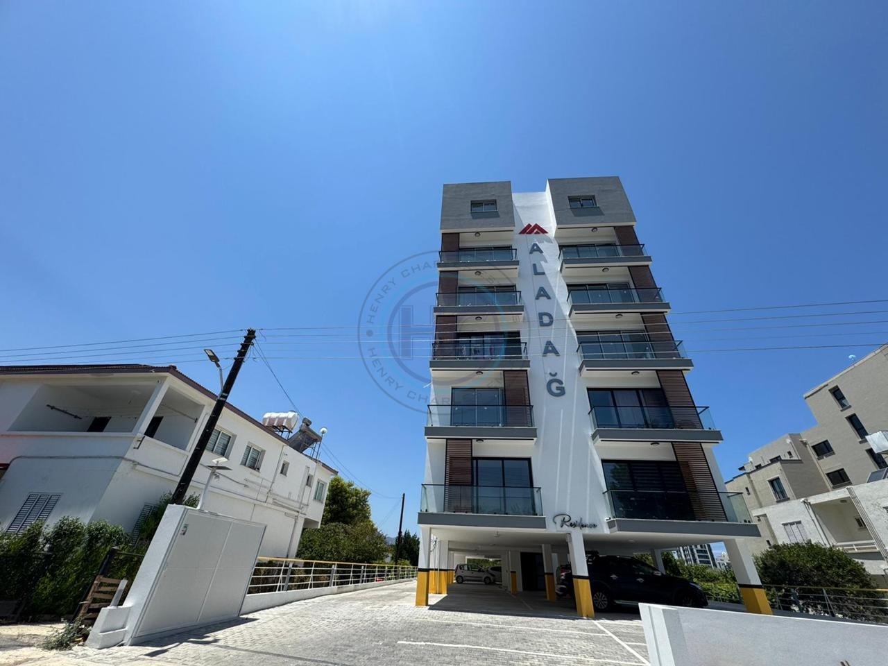 TWO BEDROOM APARTMENT IN CITY CENTER KYRENIA