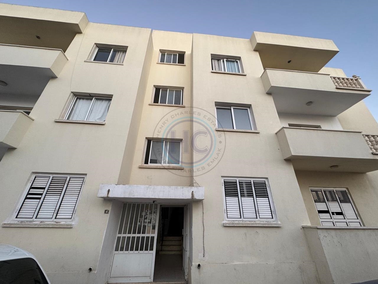 THREE BEDROOM APARTMENT TURKISH TITLE DEED