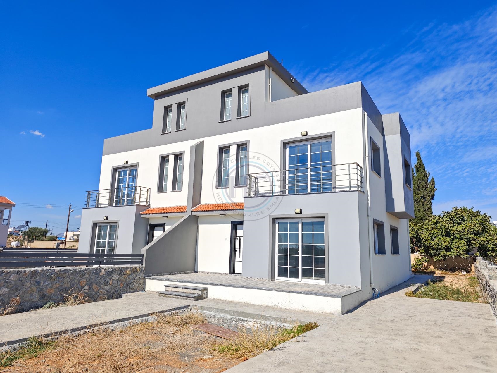 SEAVIEW THREE BEDROOM VILLAS FOR SALE (BOGAZ HARBOUR, NORTH CYPRUS)