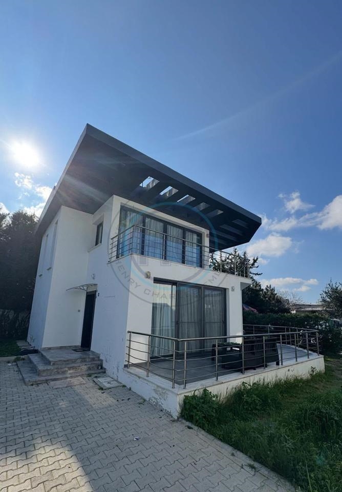 THREE BEDROOM RENTAL DUBLEX APARTMENT IN KARAOĞLAN