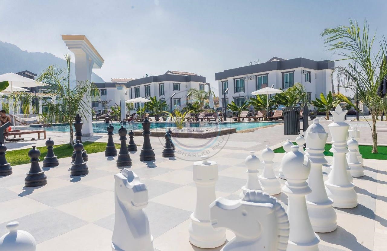 1 BEDROOM APARTMENT WITH COMMUNAL POOL
