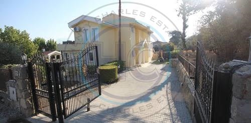 THREE BEDROOM LUXURY FURNISHED MEDITERRANEAN VILLA 