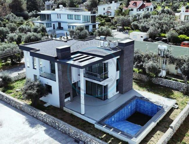 LUXURIOUS FOUR BEDROOM VILLA WITH POOL- TURKISH TITLE DEEDS 