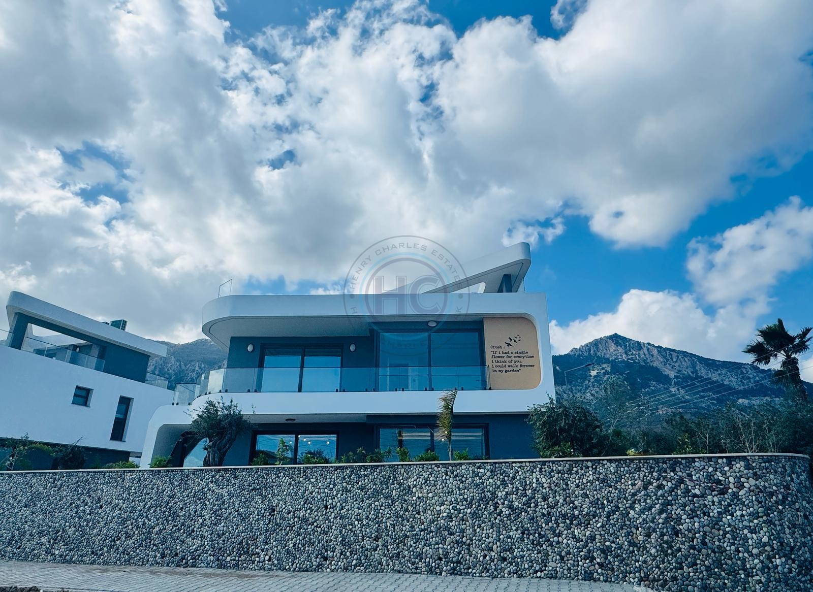 4 BEDROOM VILLA WITH MAGNIFICENT MOUNTAIN AND SEA VIEW IN LAPTA