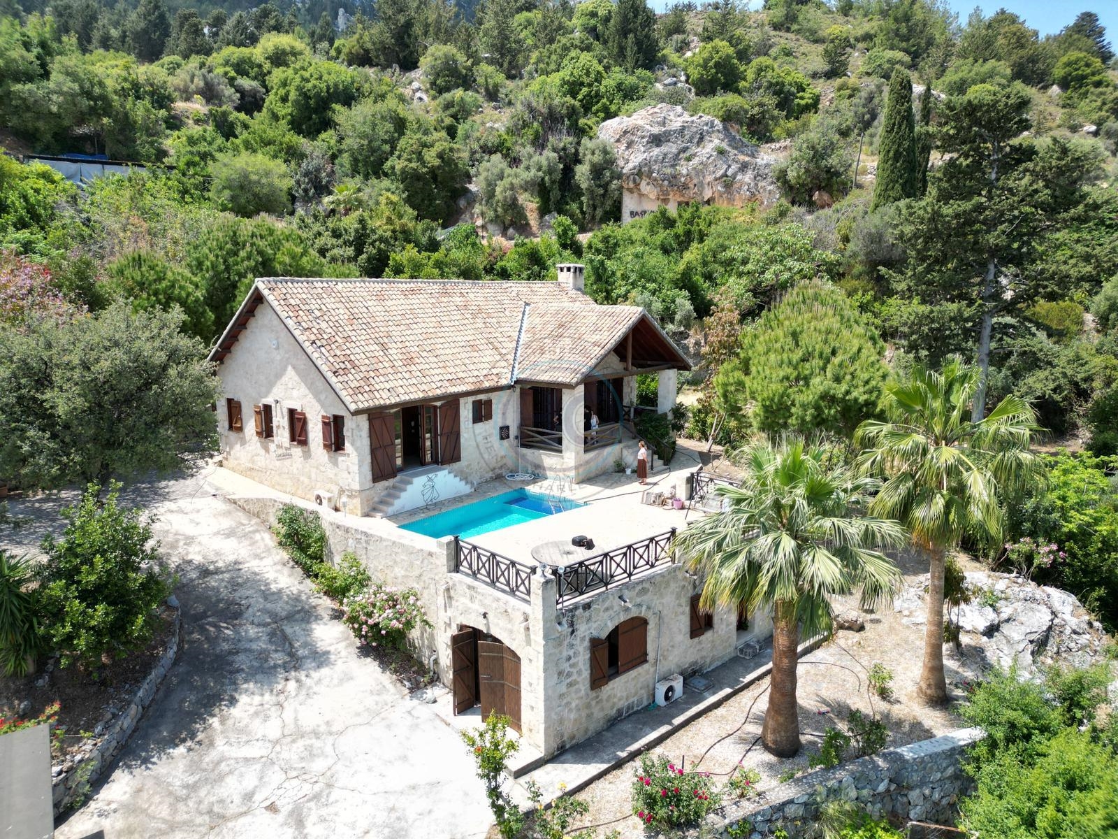 Stunning Stone-Built Country Home
