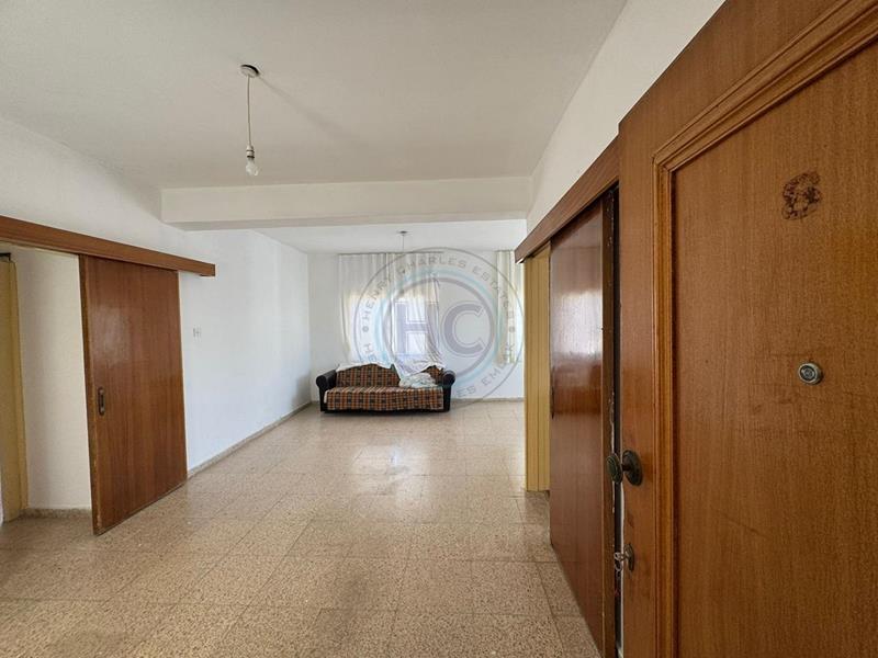 THREE BEDROOM APARTMENT IN ORTAKOY, LEFKOSA
