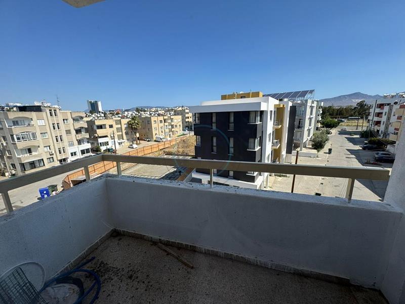 THREE BEDROOM APARTMENT IN ORTAKOY, LEFKOSA