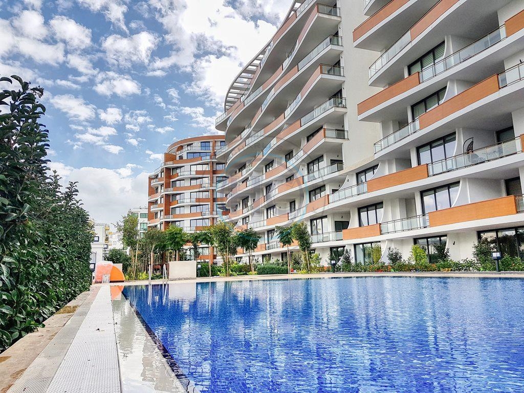 2+1 flat for sale with high Rental Income In Kyrenia Centre.