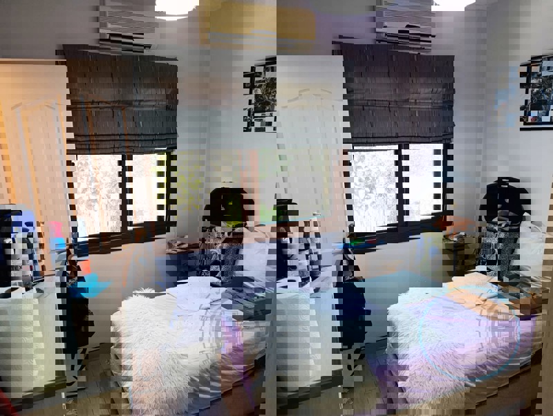 THREE BEDROOM FURNISHED SEASIDE VILLA (CAR INCLUDED)