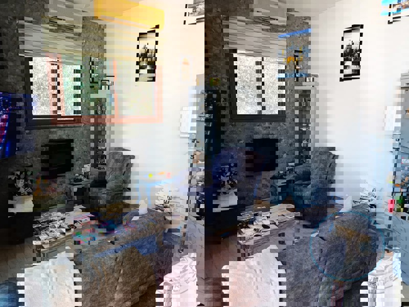 THREE BEDROOM FURNISHED SEASIDE VILLA (CAR INCLUDED)