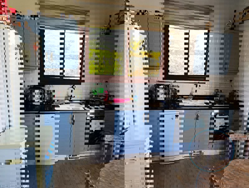 THREE BEDROOM FURNISHED SEASIDE VILLA (CAR INCLUDED)