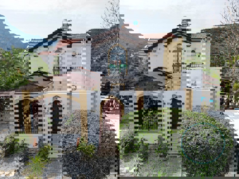 VILLAS FOR SALE IN KARŞIYAKA WITH POOLS, MOUNTAIN AND SEA VIEW